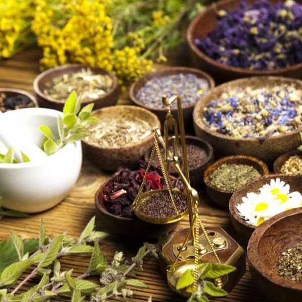 The Best Natural Alternative Therapies for Endometriosis